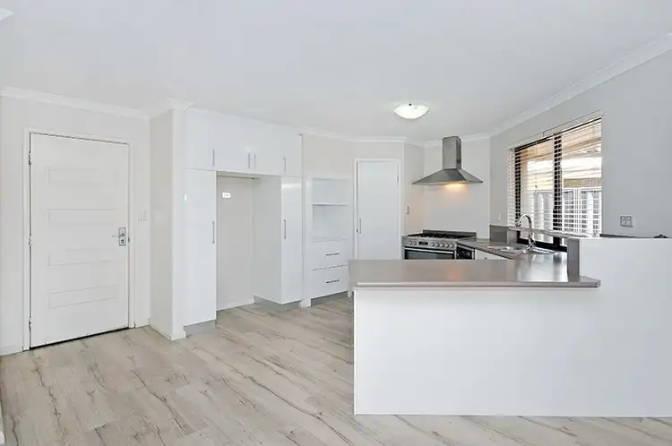 Fourth view of Homely house listing, 28 Beechwood Circle, Aveley WA 6069