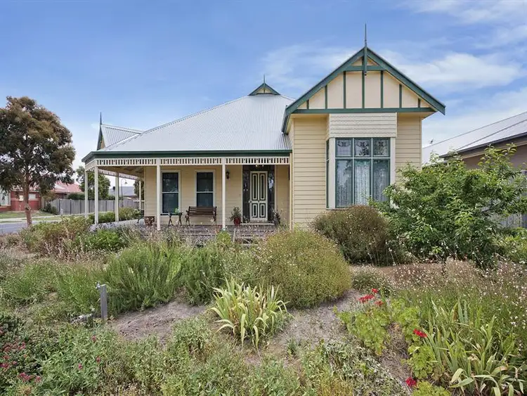 15 Waterway Boulevard, Doreen VIC 3754