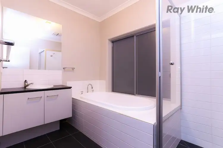 Seventh view of Homely house listing, 5 Hobart Way, Taylors Hill VIC 3037