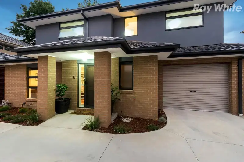 Main view of Homely townhouse listing, 5/39 Elmhurst Road, Bayswater North VIC 3153