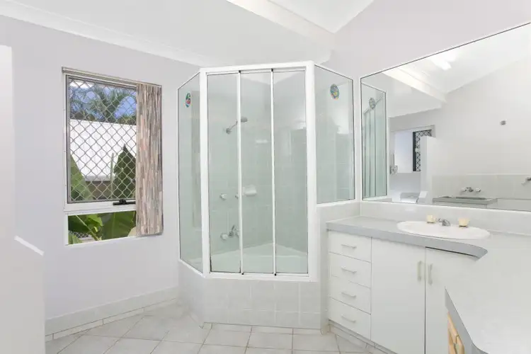 Sixth view of Homely unit listing, 5/95 Moore Street, Trinity Beach QLD 4879