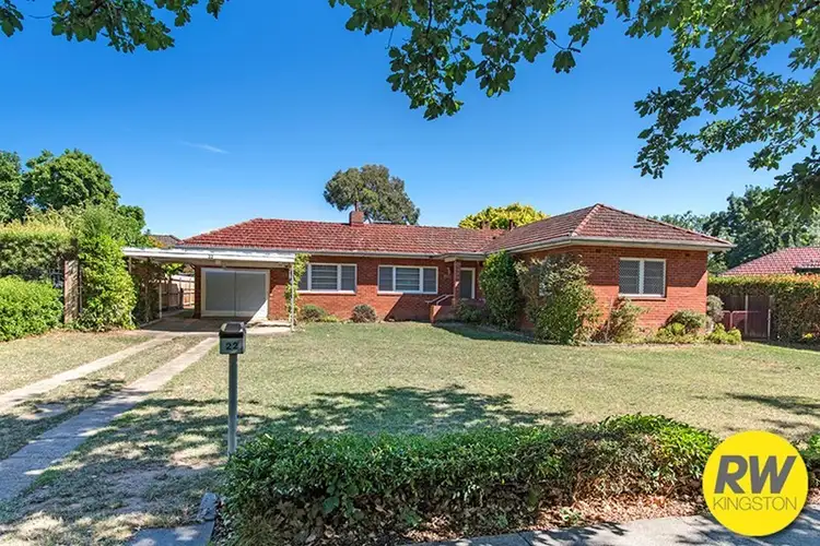 22 Blaxland Crescent, Griffith ACT 2603