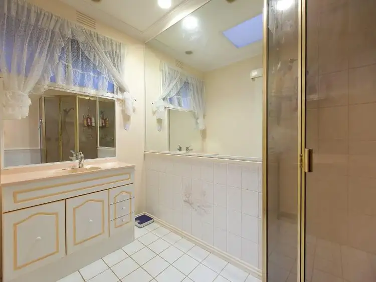 Seventh view of Homely house listing, 6 Terang Place, Frankston VIC 3199