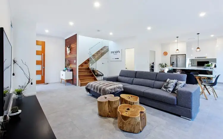 Fourth view of Homely house listing, 2/231 Benowa Road, Benowa QLD 4217