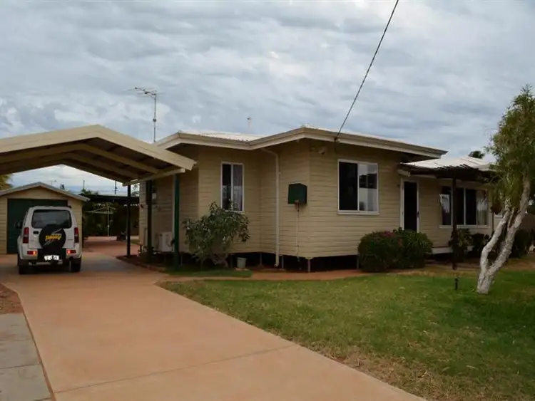 18 Carey Street, South Carnarvon WA 6701