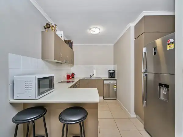 Second view of Homely unit listing, 19/335 Lake Street, Cairns North QLD 4870