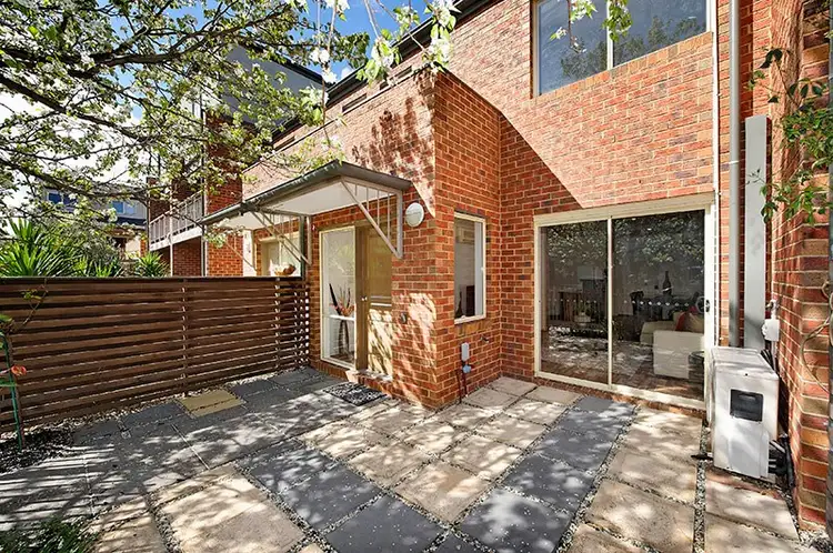 16 Ribbony Walk, Maribyrnong VIC 3032
