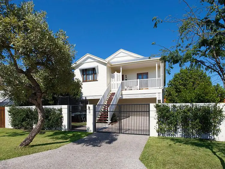 15 White Street, Graceville QLD 4075