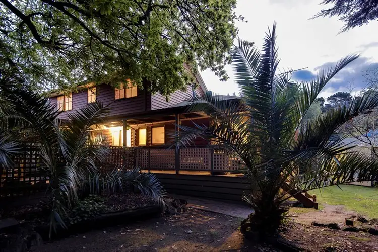 Second view of Homely house listing, 5 Eric Court, Langwarrin VIC 3910