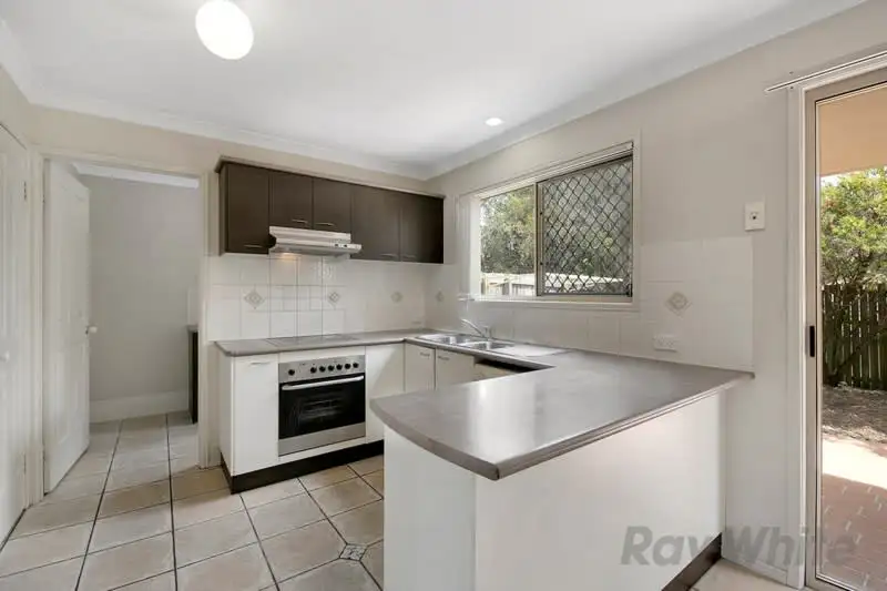 Main view of Homely townhouse listing, 64/25 Buckingham Place, Eight Mile Plains QLD 4113