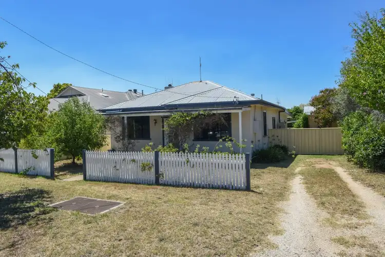 12 Vine Street, South Bathurst NSW 2795