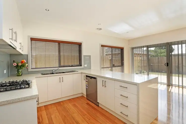 Sixth view of Homely house listing, 2/25 Toyne Avenue, Hamlyn Heights VIC 3215