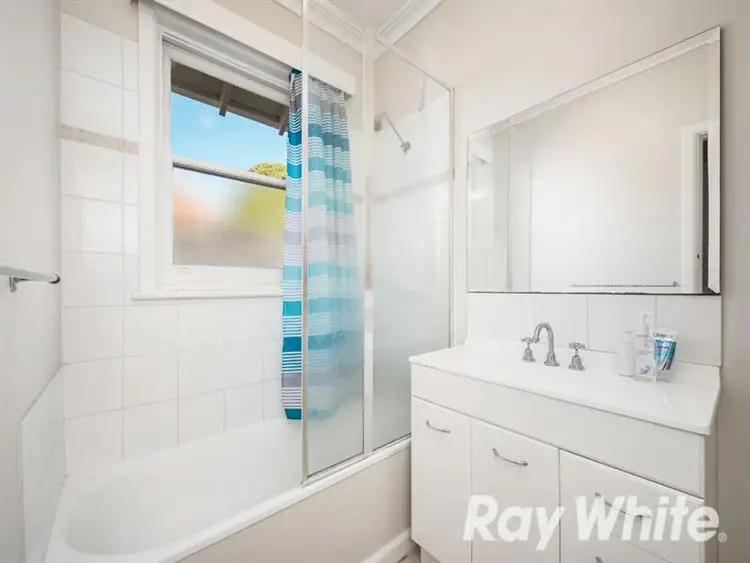 Fifth view of Homely unit listing, 1/23 Lithgow Avenue, Blackburn VIC 3130
