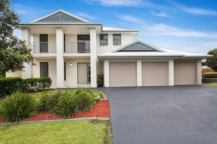 8 Cove Boulevarde, Shell Cove NSW 2529