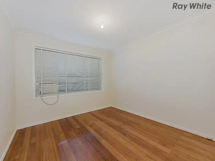 Sixth view of Homely house listing, 17 Stradbroke Drive, St Albans VIC 3021