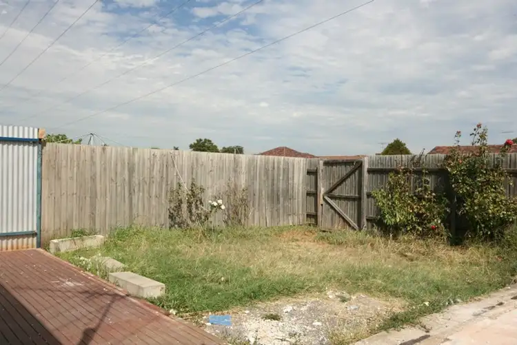 Seventh view of Homely villa listing, 3/4-8 Merton Street, St Albans VIC 3021
