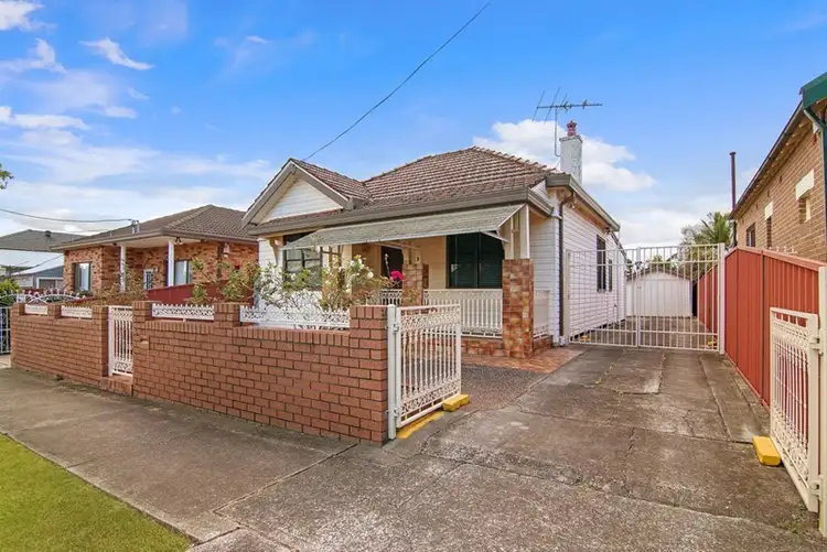9 PHILLIPS, Auburn NSW 2144
