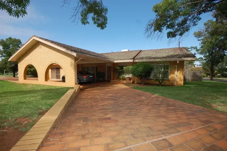 14 Nyora Street, Griffith NSW 2680