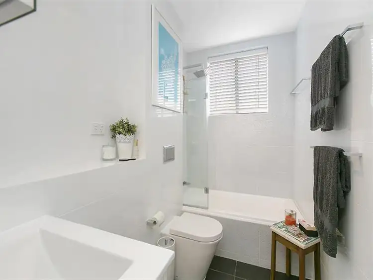 Fourth view of Homely unit listing, 15/43 Sturdee Parade, Dee Why NSW 2099