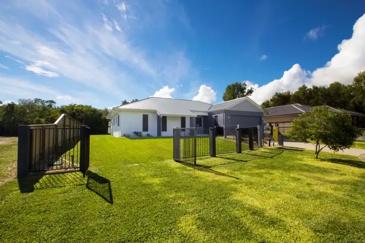 36 Dune Parade, Bushland Beach QLD 4818