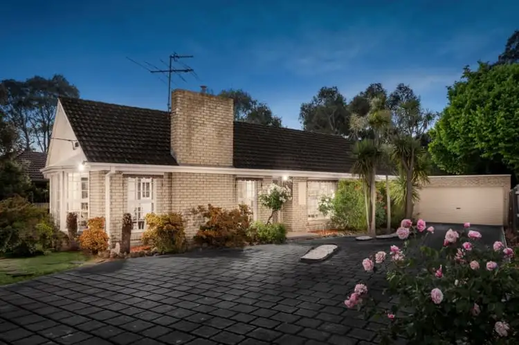 24 Mindara Avenue, Rowville VIC 3178