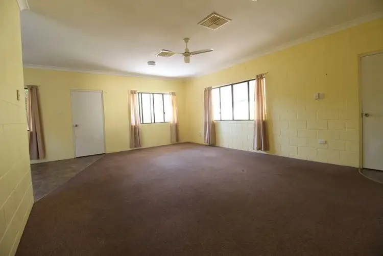 Sixth view of Homely house listing, 3 Roseanne Road, Emerald QLD 4720