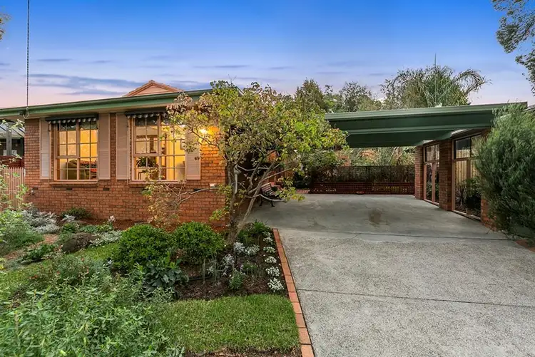 3 DALEHEAD Court, Croydon Hills VIC 3136