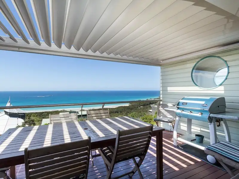 Main view of Homely unit listing, 8/6 Cumming Parade, Point Lookout QLD 4183