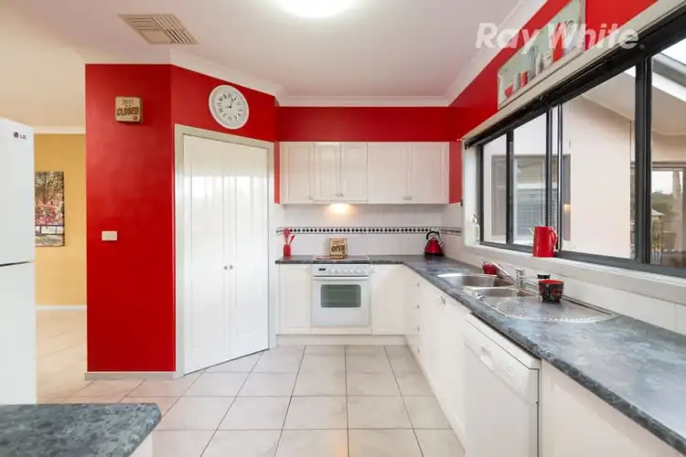 Seventh view of Homely house listing, 18 Willow Way, Table Top NSW 2640