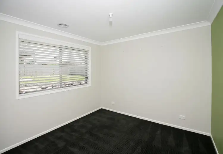 Sixth view of Homely house listing, 10 Tahara Crescent, Estella NSW 2650