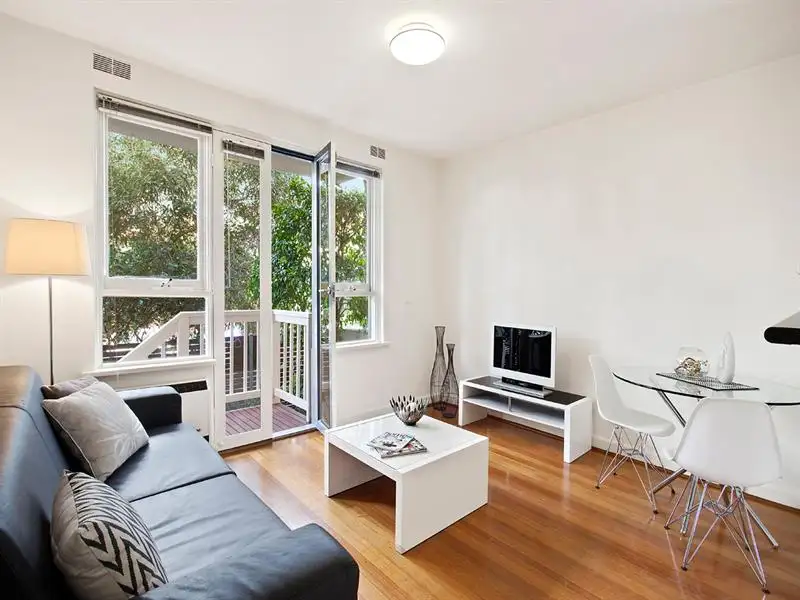 Main view of Homely apartment listing, 1/2 Robe Street, St Kilda VIC 3182