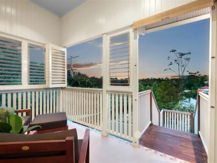 3 Ward Street, Bardon QLD 4065