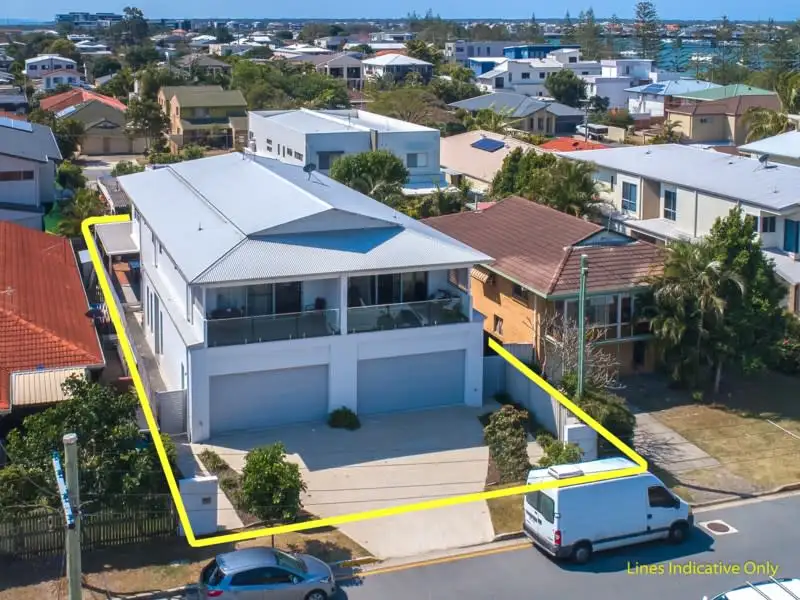 Main view of Homely other listing, 2/9 Nankeen Avenue, Paradise Point QLD 4216