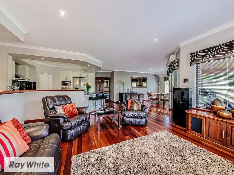 62 Regency Avenue, Madeley WA 6065