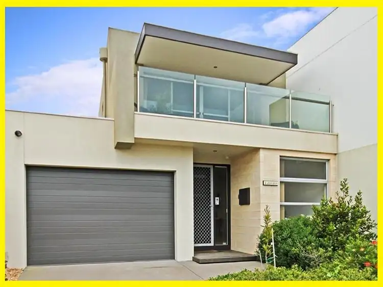 5 Marina Grove, Bonbeach VIC 3196