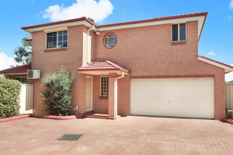 Main view of Homely house listing, 4/19 Swansea Place, West Hoxton NSW 2171