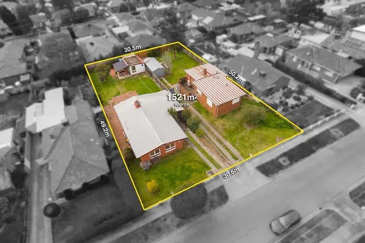 10 and 12 Erskine Avenue, Reservoir VIC 3073