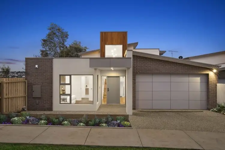 2B Kyle Avenue, Belmont VIC 3216