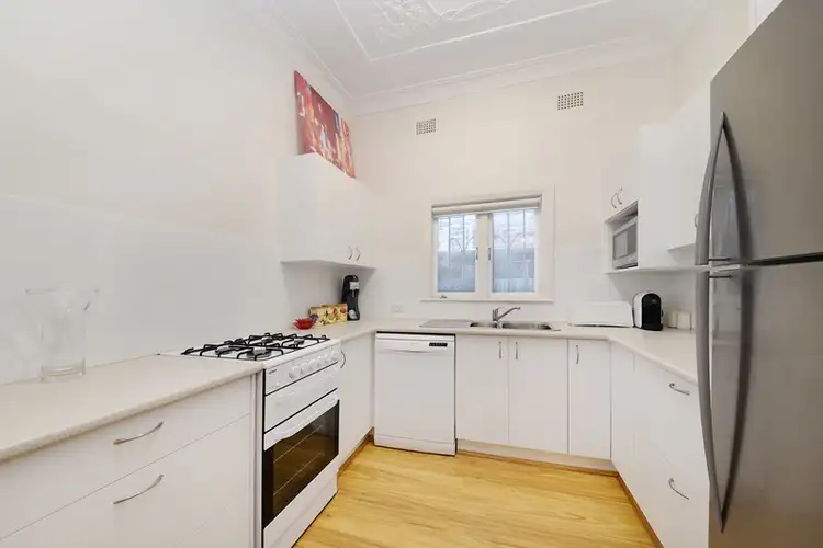 Fourth view of Homely apartment listing, 2/141 Boundary Street, Clovelly NSW 2031