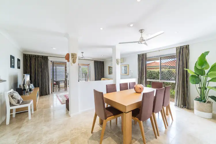 1/16 Catherine Court, Labrador QLD 4215