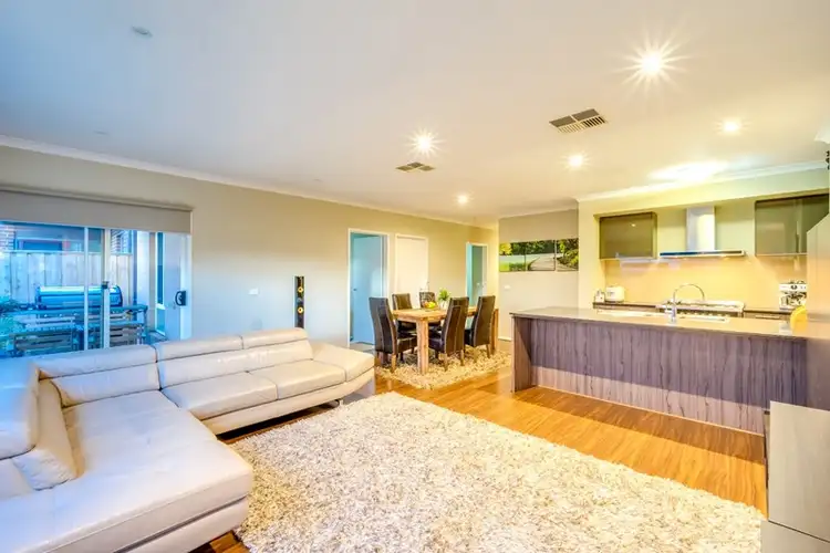 Seventh view of Homely house listing, 7 Holly Green Circuit, Truganina VIC 3029