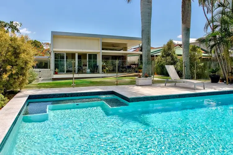 24 Olive Street, Hendra QLD 4011