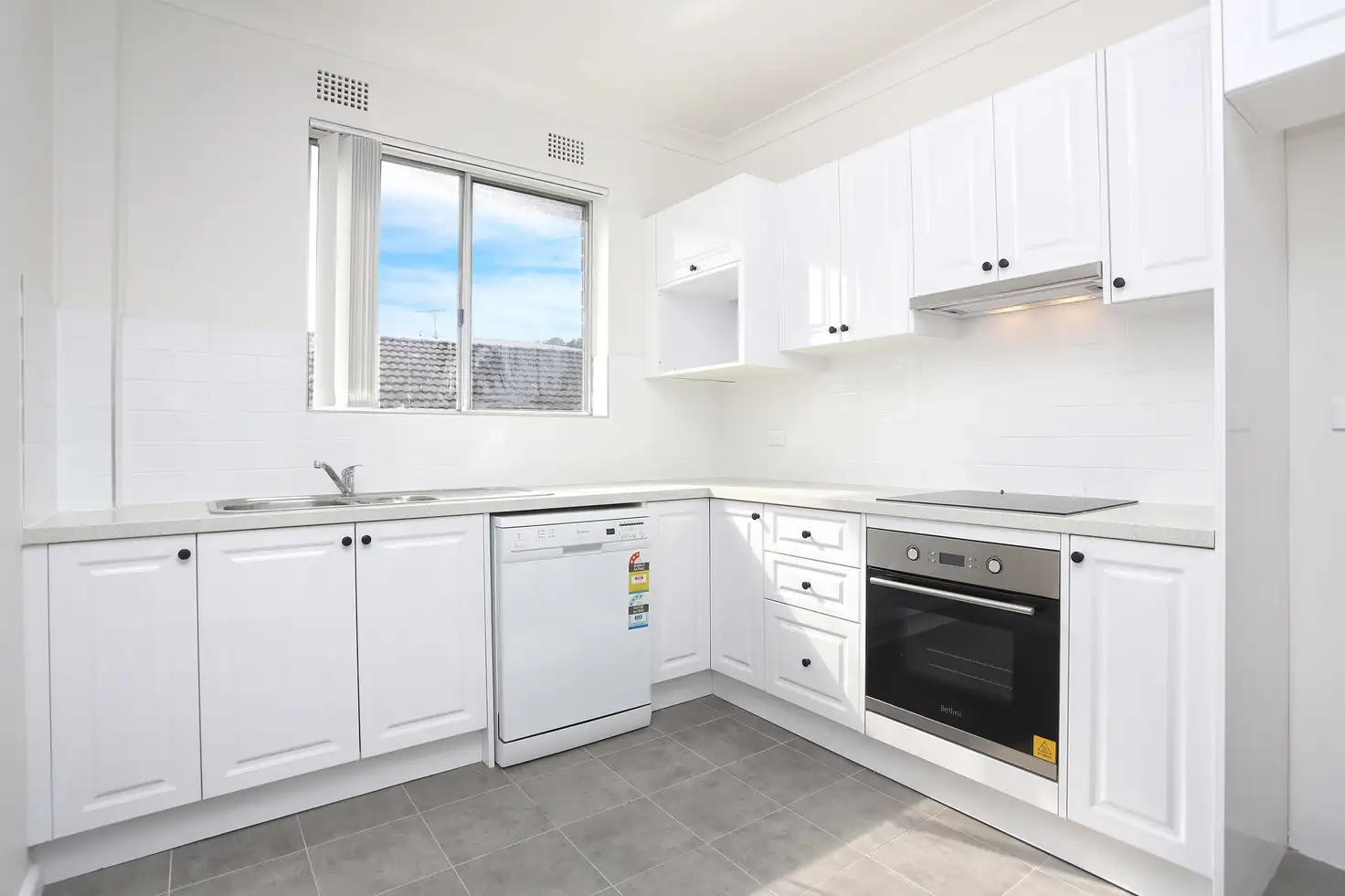 Main view of Homely unit listing, 4/76 Hamilton Road, Fairfield NSW 2165