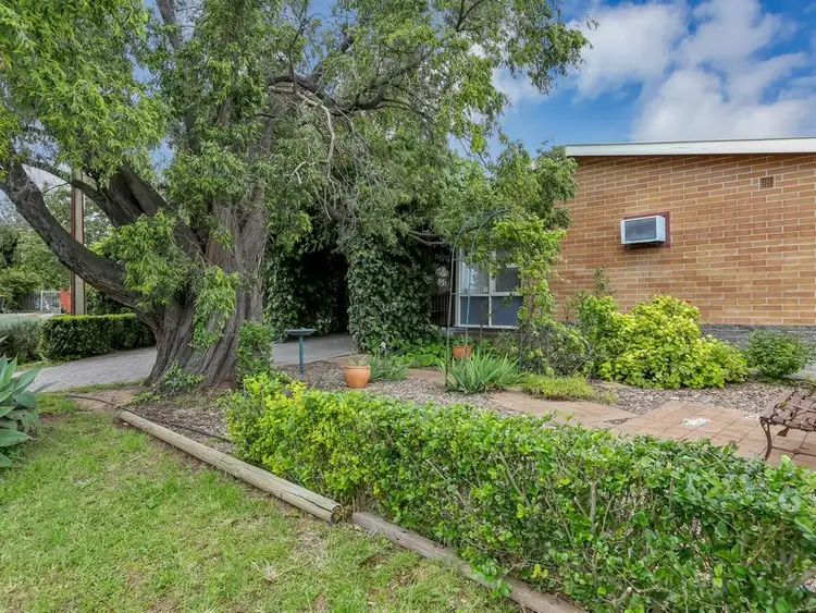 Fourth view of Homely house listing, 2 Oak Court, Campbelltown SA 5074