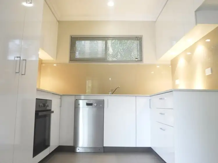 Second view of Homely house listing, 7/12 Loch Street, Derby WA 6728