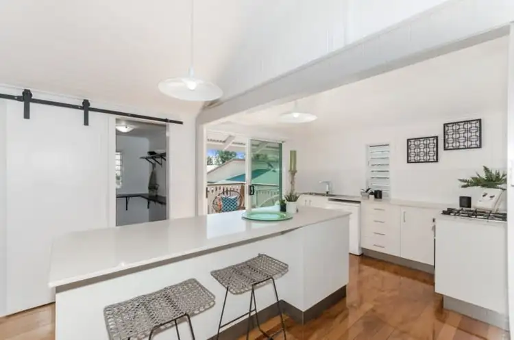 26 Twelfth Avenue, Railway Estate QLD 4810