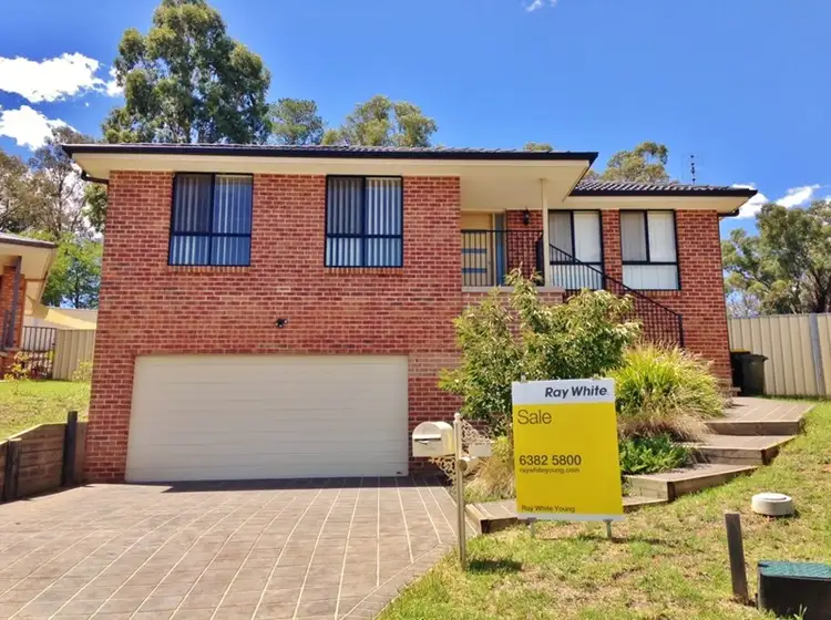 7 Hambrook Place, Young NSW 2594