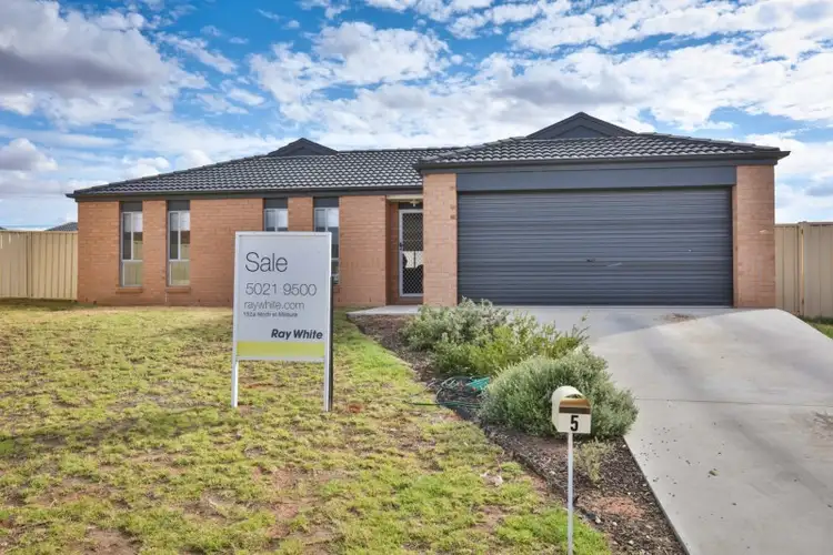 5 Harvard Court, Mildura VIC 3500