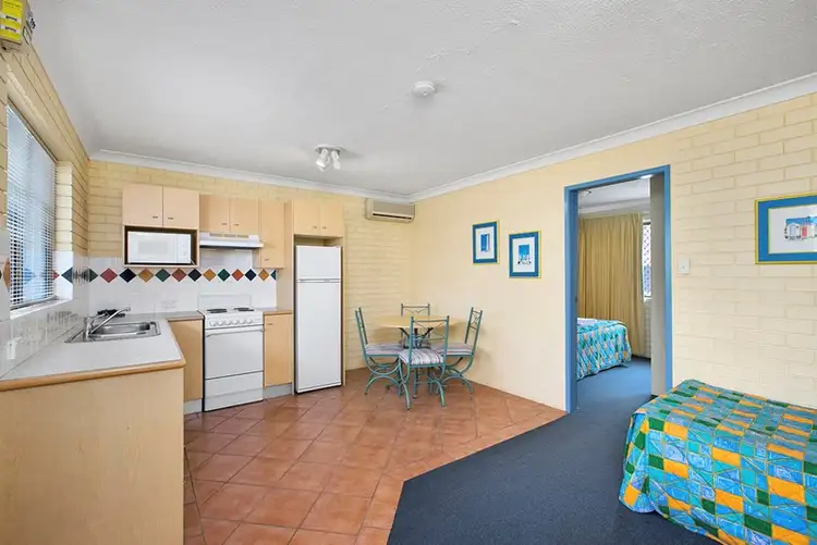 212/132 Marine Parade, Southport QLD 4215