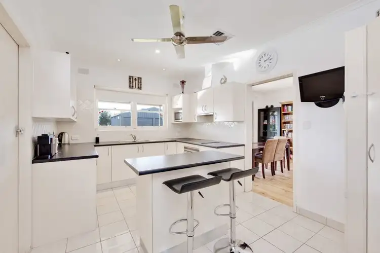 3 Norama Street, Taperoo SA 5017